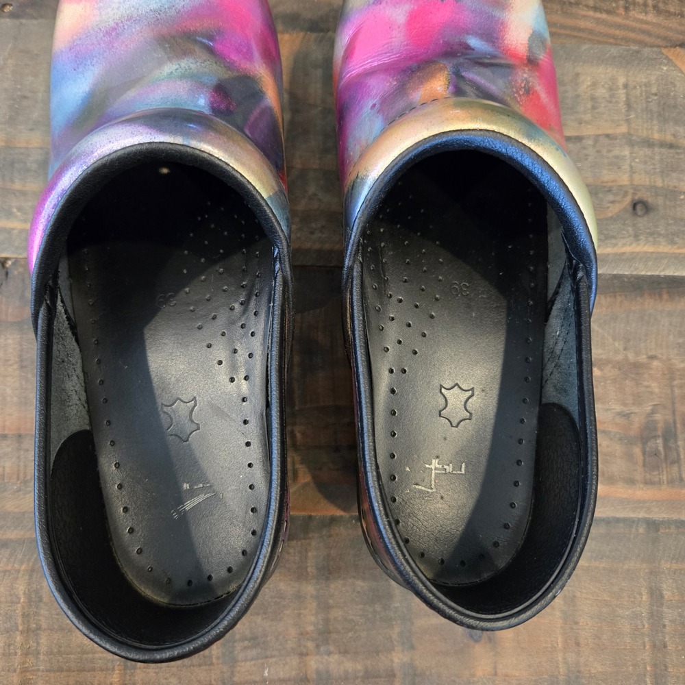 Dansko Professional Clogs Womens EU39 US 8 Spray Paint Watercolor Patent Leather - Picture 7 of 10